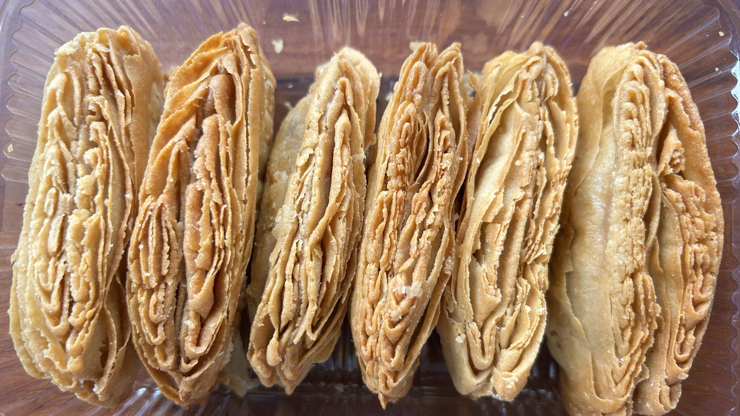 Pudachi Karanji | Deep Fried in Wooden Pressed Groundnut Oil  250g | पुडाची करंजी