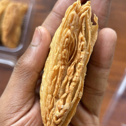 Pudachi Karanji | Deep Fried in Wooden Pressed Groundnut Oil  250g | पुडाची करंजी