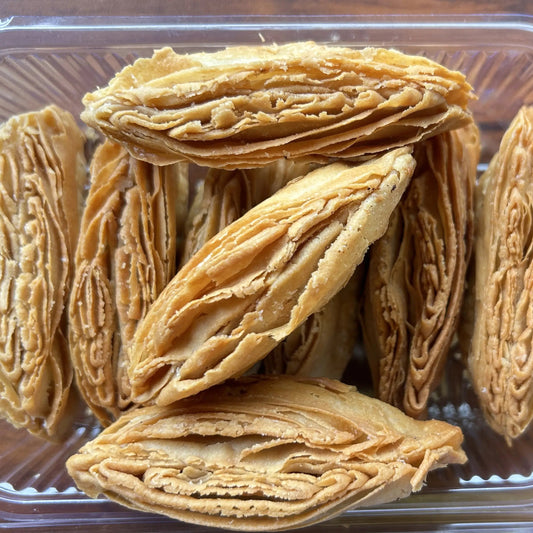 Pudachi Karanji | Deep Fried in Wooden Pressed Groundnut Oil  250g | पुडाची करंजी